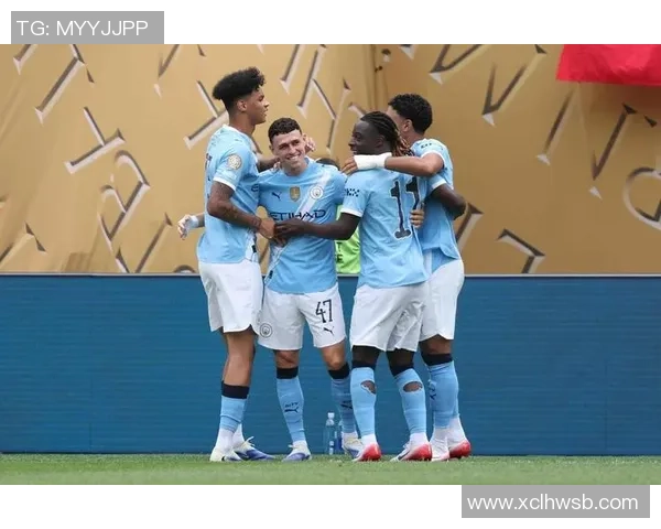 曼城足球明星阵容揭秘他们如何在赛场上创造辉煌与传奇